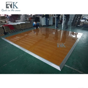 ฟลอร์เต้นรำแผ่นไม้อัดสีเหลืองขอบเงิน - Product Image 2