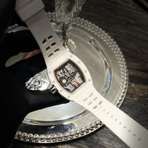 นาฬิกาข้อมือรุ่นลิมิเต็ดอิดิชั่น "Devil's Horn" <span class=keywords><strong>ค</strong></span>าร์บอนไฟเบอร์ สไตล์ร็อ<span class=keywords><strong>ค</strong></span> รุ่นทัวร์บิลยอง "นิ้วทองคำ" หรูหราที่สุด RM 66 - Product Image 4