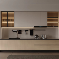 Poignées de cuisine motorisées avec robinet pour appartement, design modulaire moderne, plan de travail en quartz artificiel