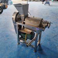 Industriële spiraalvormige verpulverings- en sapmachine voor appels, ontpit- en pulpmachine voor rode bayberries en mango's