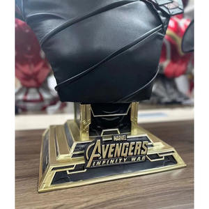 Vente en gros de figurine <span class=keywords><strong>Loki</strong></span> créative Décoration de bureau à domicile Statue de super-héros Marvel en résine - Product Image 2