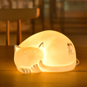 Đèn Bàn Hình Mèo Dễ Thương Đèn Ngủ Hình Động Vật Dễ Thương Biểu Tượng Tùy Chỉnh Đèn Bàn Thủ Công Bằng Gốm Hình Mèo Mờ - Product Image 2