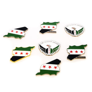 Nuevos pines de solapa magnéticos de metal esmaltado con la bandera de Siria 2024, insignia del Día de las Banderas Sirias del 8 de diciembre de la República Árabe Siria - Product Image 1