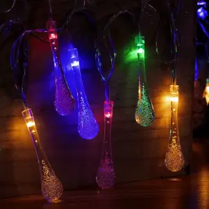 Cadena de luces decorativas LED en forma de gota de lluvia, funciona con pilas 3AA, RGBY, 5 m, ideal para crear ambiente en fiestas y eventos. - Product Image 2