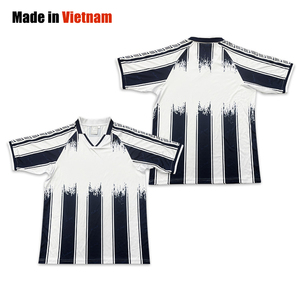 Venta al por mayor de sublimación de diseño de fútbol ropa deportiva personalizada de alta calidad algodón camiseta de fútbol - Product Image 1