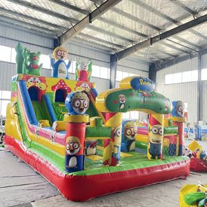 Castillo Inflable Comercial con <span class=keywords><strong>Canchas</strong></span> <span class=keywords><strong>de</strong></span> Tenis/Fútbol, PVC Resistente, <span class=keywords><strong>Alquiler</strong></span> <span class=keywords><strong>de</strong></span> Piscina para Niños, 16m*9m, Personalizable - Product Image 4