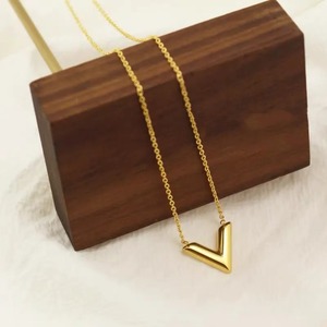 Fashion <b>Jewelry</b> Wholesale Simple V Shaped Stainless Steel <b>Jewelry</b> <b>Set</b> <b>for</b> <b>Women</b> Gold Plated Letter Necklace Bracelet Earrings - Product Image 2