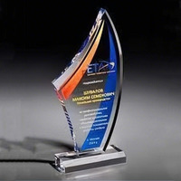 Trophée vertical élégant en acrylique : Plaque de reconnaissance transparente, personnalisable pour les réalisations d'équipe, récompense transparente haut de gamme pour la célébration