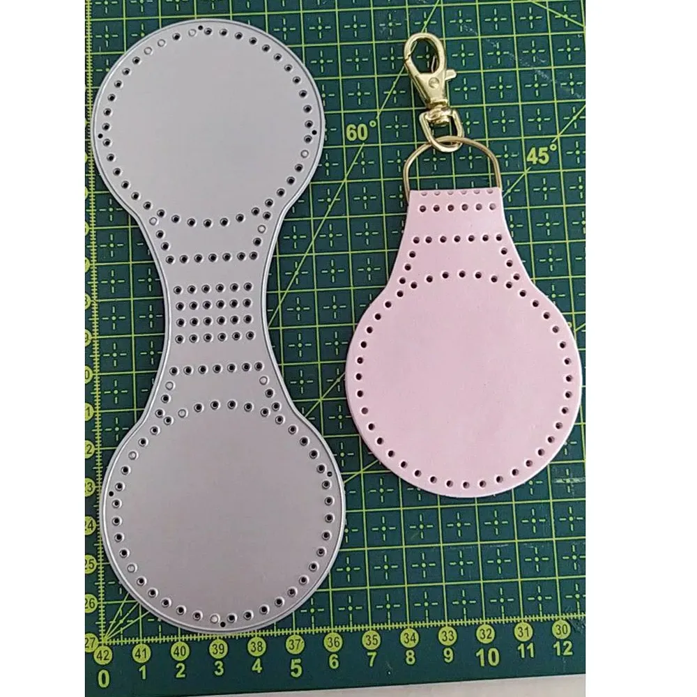 AAGU Yiwu Manufacturer Metal Carbon Dies Scrapbooking Craft Stitched Round Keychain Cutting Dies Template for Card Decoration