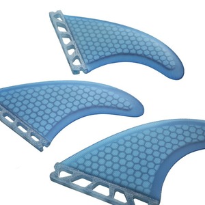 Aletas de surf Upsurf 437 de fibra de vidrio Honeycomb azules, juego de tres piezas para surfear - Product Image 1