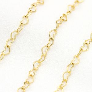 Chaîne à maillons en forme de cœur en laiton plaqué or 14 carats |   Design tendance en forme de cœur creux pour la création de bijoux personnalisés - Product Image 1