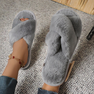รองเท้าแตะขนเฟอร์แฟชั่นฤดูหนาวแบบขายส่งสำหรับผู้หญิง รองเท้าสไลด์แบบนุ่มสบายพร้อมพื้นรองเท้า EVA - Product Image 3