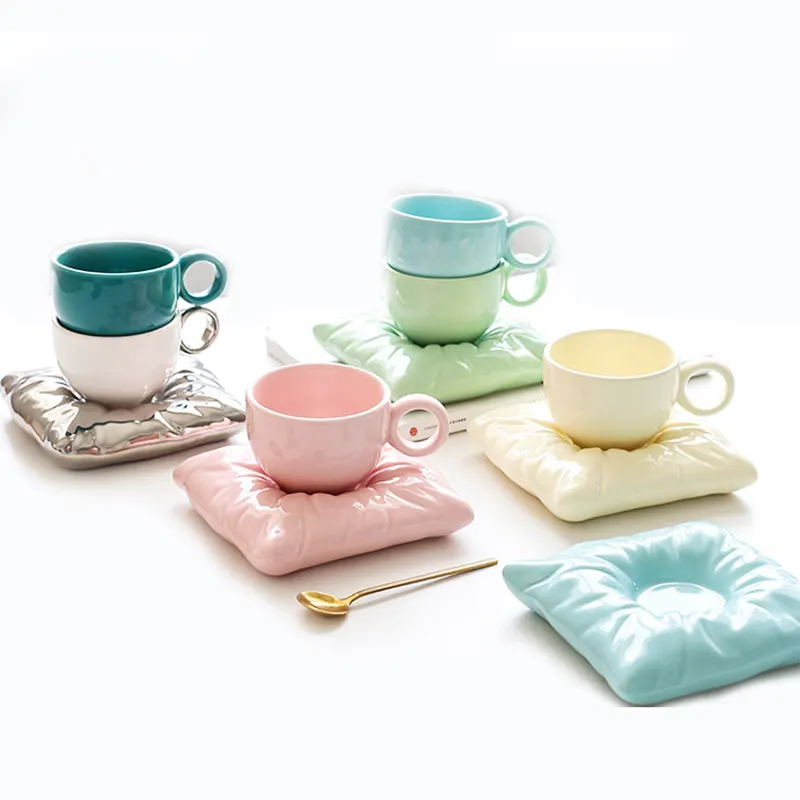 Керамическая кофейная кружка с подушкой В креативном стиле, Набор чашек для завтрака, кружка и блюдца, пухлые закуски, подарочные чашки