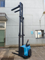 Chariot élévateur électrique robuste avec plateforme pour conducteur debout, 4,5 m, 5 m, 6 m, capacité 1,5 t, 2 t, 3 t