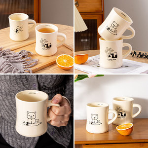 Mug en céramique personnalisé avec poignée, impression sérigraphique, design panda chat allongé, cadeau pour femme, qualité supérieure - Product Image 2