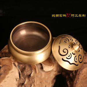 Quemador de incienso de cobre puro de tres patas con nubes auspiciosas y asas de oreja de león, ideal para uso doméstico, incienso de agar para interiores. - Product Image 3