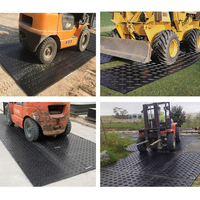 Tapis de protection robustes en PE antidérapants 4x8 pour terrains boueux, marécageux, gazonnés et routes temporaires pour équipements lourds dans les champs pétrolifères
