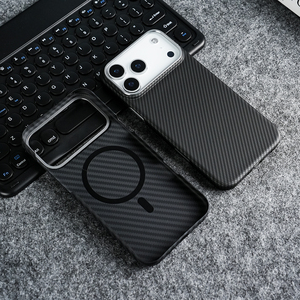 Ốp lưng điện thoại iPhone 17 Pro Max chất liệu TPU PC giả vân carbon mờ, chống sốc, bảo vệ toàn diện, siêu mỏng - Product Image 1