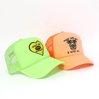 Casquettes de sport à 5 panneaux avec logo brodé personnalisé, style course à pied, bord incurvé avec corde, pour la plage, pour femmes, type trucker – Vente chaude