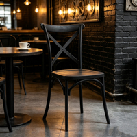 Chaise en plastique multi-usages à dossier en X, avec structure renforcée, idéale pour les barbecues en plein air et les événements familiaux de fin d'année – Vente en gros usine