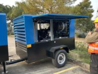 Compresseur d'air diesel à vis monté sur châssis Liutech LUY150-15B 530CFM 15 bars pour intégration sur camion et plateforme
