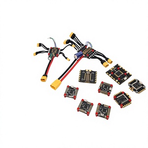 Contrôleur électronique de vitesse 4-en-1 ESC FPV pour quadricoptère de course avec condensateur de puissance - Product Image 5