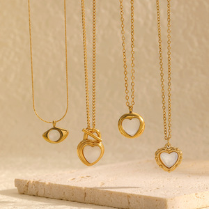 Collar con colgante de acero inoxidable chapado en oro de 18 quilates, cadena de eslabones de diseño geométrico de perlas, luz de lujo para mujer, <span class=keywords><strong>Vida</strong></span> Diaria versátil - Product Image 1