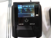 AL-136T Mini Bien-connu Faux Money Projet de Loi Contre Monnaie Détecteur Machine pour USD/EURO