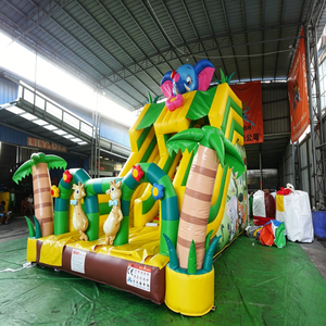 Grand toboggan gonflable sur le thème de la jungle, avec des éléphants et des girafes colorés, pour les parcs d'attractions et les entreprises de location - Product Image 1