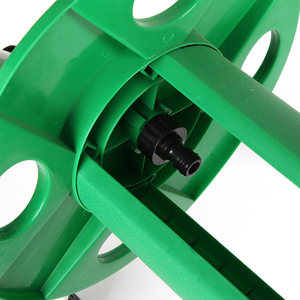 Les fabricants fournissent un grand <span class=keywords><strong>enrouleur</strong></span> de <span class=keywords><strong>tuyau</strong></span> d'eau de jardin de <span class=keywords><strong>50</strong></span> mètres de roue de poussée de voiture en plastique ABS élevé article ménager rentable - Product Image 4