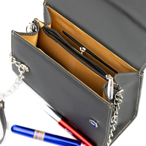 Sac à main en cuir noir avec chaîne, fermeture à bouton, style ethnique de luxe pour femmes, usage quotidien - Product Image 2