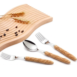 Ensemble de couverts en acier inoxydable avec manche en bois de style nordique, lavable au lave-vaisselle, couverts de qualité supérieure pour la vaisselle de mariage et les restaurants - Product Image 1