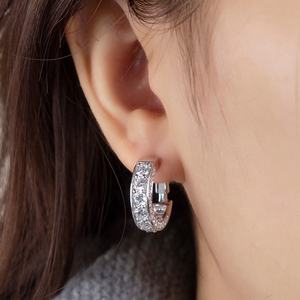 Pendientes de Joyería Redondos de Diamantes de Laboratorio Personalizados en Oro Blanco de 14K MSE-695 - Product Image 4