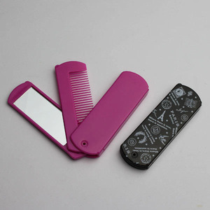<span class=keywords><strong>Specchio</strong></span> Tascabile Personalizzato in <span class=keywords><strong>Plastica</strong></span> Quadrato con Finitura Argento, Set Cosmetico da Viaggio Pieghevole 2 in 1 con Pettine e <span class=keywords><strong>Specchio</strong></span> - Product Image 6