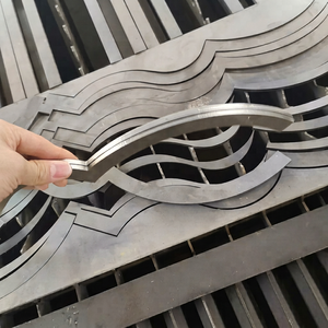 Panneaux Métalliques Décoratifs Ondulés à Haute Précision, Découpés au Plasma CNC, à Moteur, avec Motifs Courbes Complexes - Product Image 1