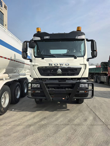 รถบรรทุกหนัก SINOTRUCK HOWO ดีเซล 6x4 450 แรงม้า ยูโร 5 เกียร์ธรรมดา ใหม่ สำหรับขนส่งโลจิสติกส์ - Product Image 4