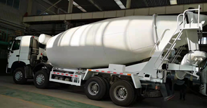 Camion malaxeur à béton Sinotruk 6x4 diesel à transmission manuelle 8CBM avec 4 essieux - Vente directe d'usine - Product Image 3
