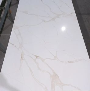 Dalle de pierre de quartz blanche résistante à la chaleur, pierre artificielle pour plan de travail de cuisine et plateau de table de bureau - Product Image 1