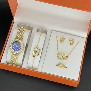 Montres-bracelets de luxe pour femmes NYY, lot de 6, avec strass, style décontracté et professionnel, cadran en verre, boîte de présentation - Product Image 2