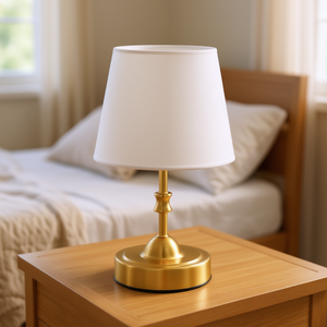 Lámpara de Escritorio Pequeña con Base de Metal Dorado, Pantalla de Tela Blanca en Forma de Campana, LED 6000K Luz Blanca Diurna, Iluminación para Dormitorio, Inalámbrica, Funciona con Batería - Product Image 2