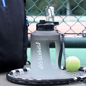 Bouteille d'eau personnalisée en plastique pour le sport, avec logo, 1L, 1,5L, 2,3L, 3,5L - Product Image 2