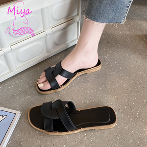 Alta calidad barato al por mayor PU cuero plano skipppers para las mujeres casual diario Zapatos Sandalias de verano zapatilla - Product Image 5