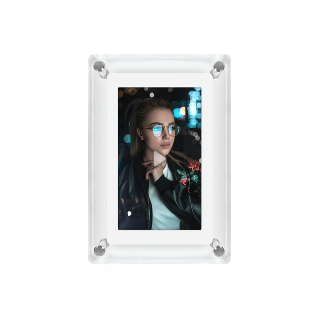 7 Inch 4GB Digital Photo Frame High Resolution Play Video/photo/music/calendar/clock Digital Picture Frame