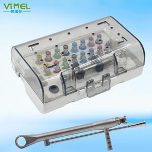 Boîte à outils de restauration dentaire portative avec clé dynamométrique universelle colorée, équipement de restauration implantaire, accessoire de thérapie buccale - Product Image 1