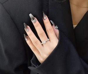 Anillo de Plata de Ley para Mujer, con Incrustaciones de Encaje Estrecho Incoloro, Joyería Hecha a Mano, 4 * 6, Alto Contenido de Carbono, Estilo Lujoso y Ligero - Product Image 3