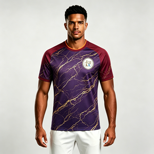 Renaissance-geïnspireerd voetbaltenue, luxe marmerprint voetbalshirt, unisex casual sportkleding voor training - Product Image 4