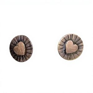 stainless steel and Copper Heart Pattern <b>Post</b> <b>earrings</b> Hammered Details Fashionable Wedding Party Stud <b>Earrings</b> - Product Image 4