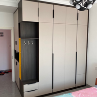 Armoire en MDF à étagères ouvertes, style moderne beige, pour chambre d'hôtel, avec pierre frittée classique, style industriel