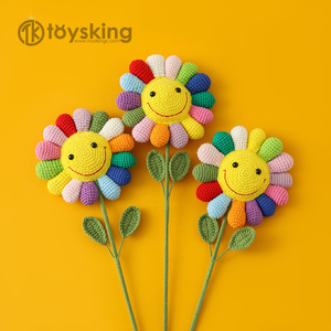 โครเชต์ดอกทานตะวันสีรุ้งจําลองอมยิ้มดอกทานตะวันที่มีสีสันผลิตภัณฑ์สําเร็จรูปน่ารักนอร์ดิกสไตล์การ์ตูนของเล่นดอกไม้ - Product Image 3