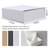 Boîte cadeau magnétique pliable en stock pour l'emballage de vêtements, d'écharpes, de chaussettes, de serviettes et d'accessoires de mode